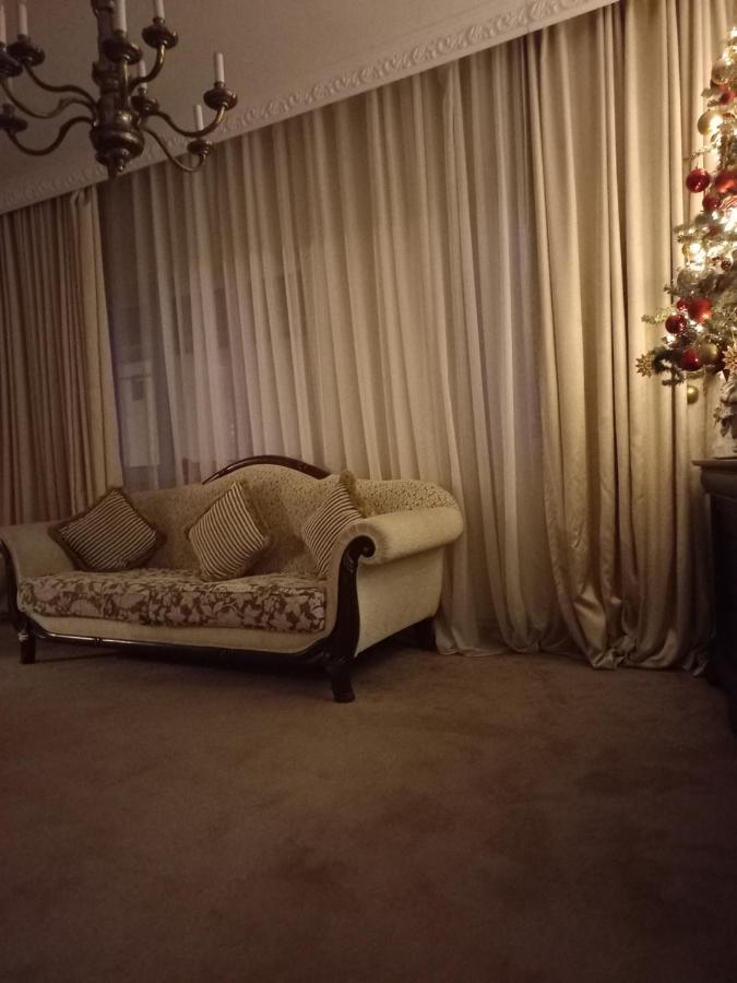 Casa Maria Roses Hotel Risnov Bagian luar foto